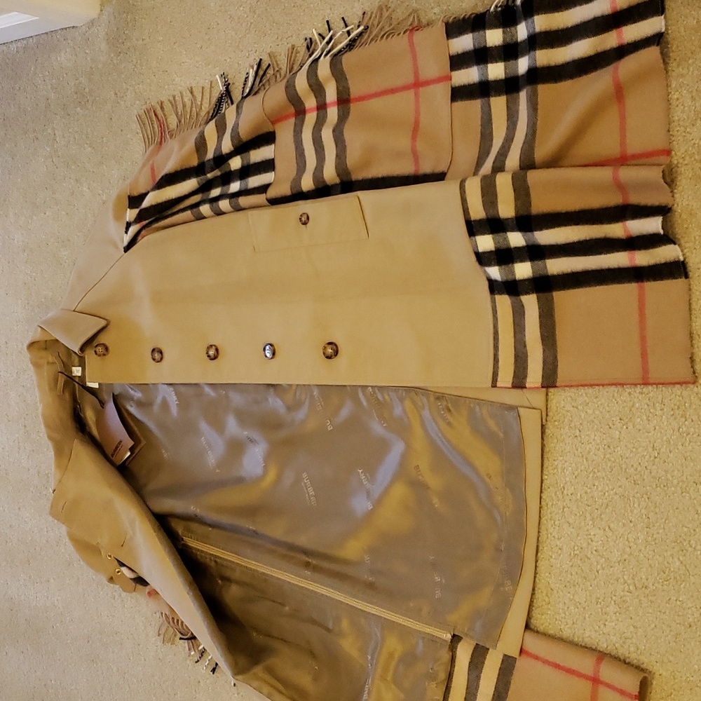 BURBERRY HONEY COTTON GABARDINE CAR COAT TRENCH WITH CASHMERE CHECK SCARF DETAIL - Picture 12 of 14